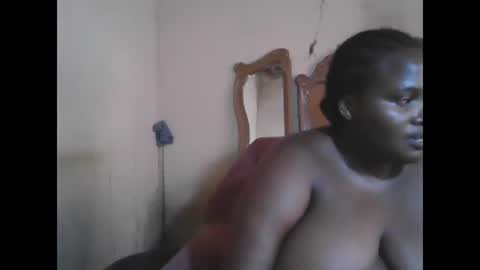 Snapshot of analslut1987 chatting on 02-03-25, 02:02 analslut1987 online show from 02-03-25, 02:02