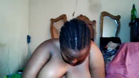 Snapshot of analslut1987 chatting on 02-20-25, 02:35 analslut1987 online show from 02-20-25, 02:35