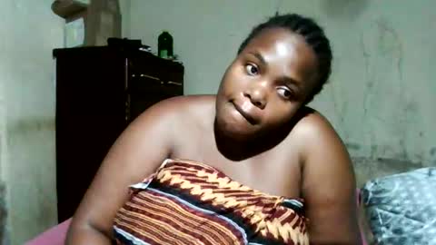 Snapshot of analslut1987 chatting on 09-28-25, 01:00 analslut1987 online show from 09-28-25, 01:00