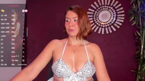 Snapshot of analuna__ chatting on 09-24-25, 12:03 Ana Luna online show from 09-24-25, 12:03