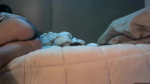 kinkylilanalslut online show from 12-31-24, 06:05