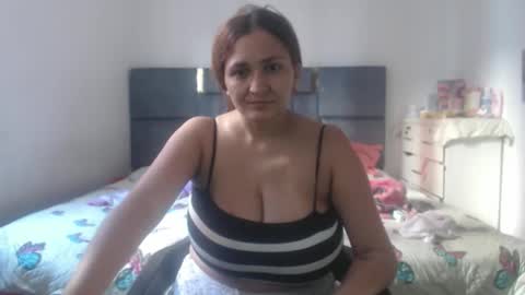 Snapshot of analy_hot chatting on 05-07-26, 09:42 analy_hot online show from 05-07-26, 09:42