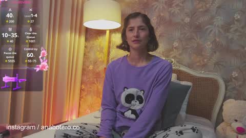 Ana Mara Botero online show from 01-09-25, 01:50