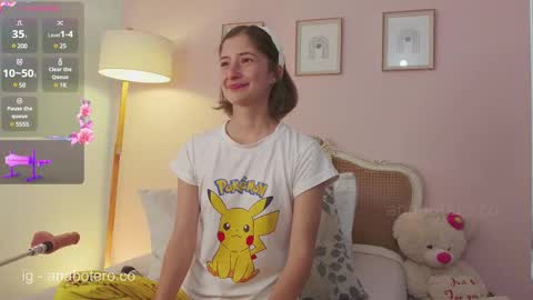 Ana Mara Botero online show from 03-12-25, 07:38