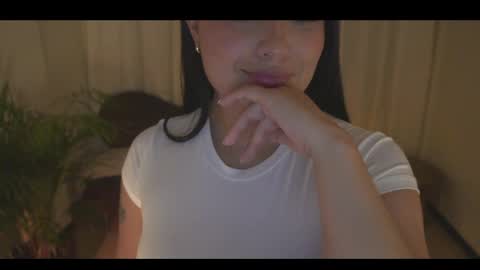 Snapshot of anamarieh chatting on 05-27-26, 07:44 Ann online show from 05-27-26, 07:44