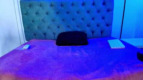 Snapshot of anamariiarios chatting on 11-08-25, 07:56 Ana Maria online show from 11-08-25, 07:56