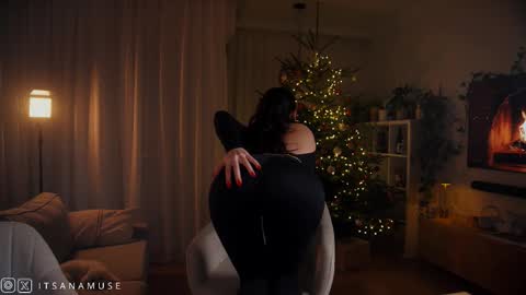 Ana online show from 12-17-25, 10:05