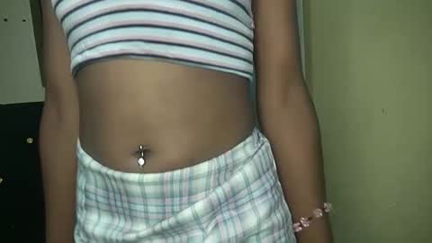 Snapshot of ananablossom chatting on 02-13-26, 09:33 Ananablossom online show from 02-13-26, 09:33