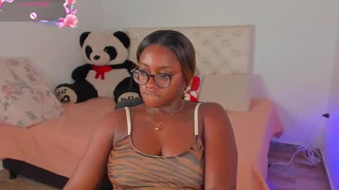 A N A  my connection hours are from 600 pm to 12 pm Colombian time online show from 01-11-25, 01:27