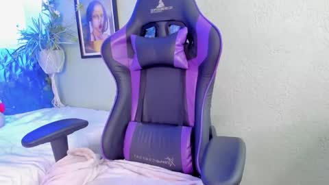 Snapshot of anapola_ chatting on 12-11-24, 04:42 ana online show from 12-11-24, 04:42