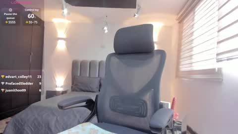 Snapshot of anaruiz1_ chatting on 02-12-25, 07:24 ana online show from 02-12-25, 07:24