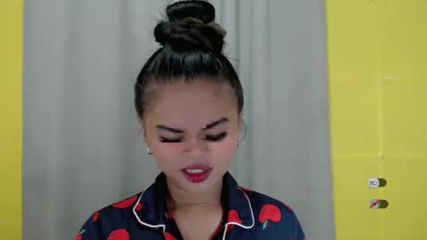 Snapshot of anaruru_ chatting on 01-19-25, 08:07 ANA online show from 01-19-25, 08:07