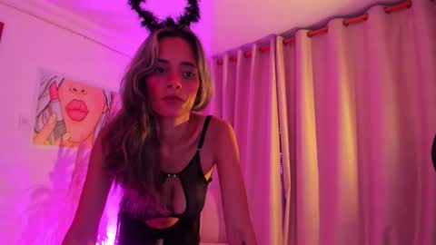 Ana online show from 10-28-25, 08:00