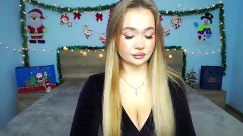 Snapshot of anastacyyellig chatting on 12-29-24, 08:04 anastacyyellig online show from 12-29-24, 08:04