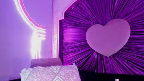 Snapshot of anastasia_jhons chatting on 05-15-26, 01:40 anastasia online show from 05-15-26, 01:40