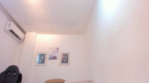 Snapshot of anastasia_lauren chatting on 09-26-25, 07:51 Ana online show from 09-26-25, 07:51