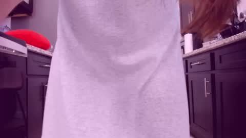 Snapshot of anastasiabeyond chatting on 10-30-25, 12:17 Anastasia Beyond online show from 10-30-25, 12:17