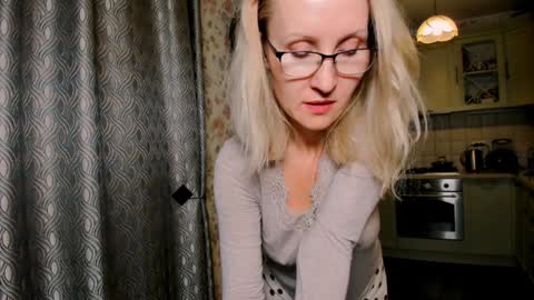 Anastasia online show from 12-21-24, 01:32