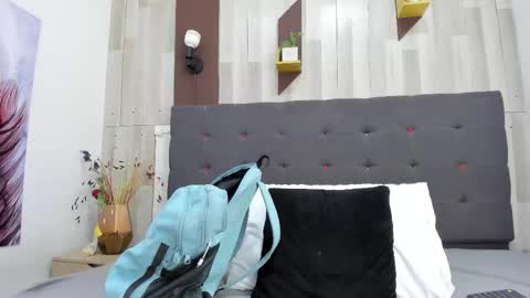 anastasia online show from 10-31-25, 11:44