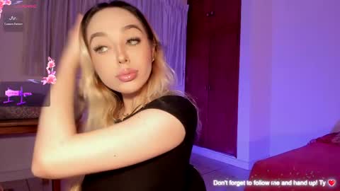 Anastasia online show from 04-18-26, 03:43