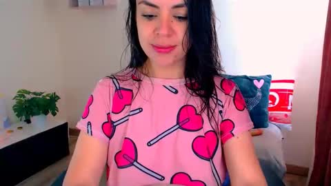 Snapshot of anaughty_kitten chatting on 05-30-26, 02:36 Tatiana I was Latingoddess69 online show from 05-30-26, 02:36
