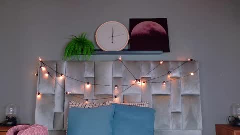 Kendra  online show from 03-01-26, 12:18