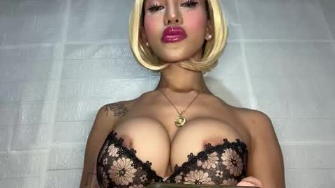 Snapshot of anawalters chatting on 01-06-26, 03:27 anawalters online show from 01-06-26, 03:27