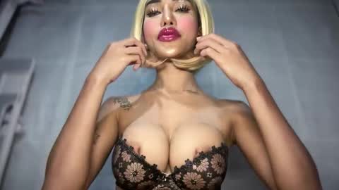 Snapshot of anawalters chatting on 01-11-26, 04:34 anawalters online show from 01-11-26, 04:34