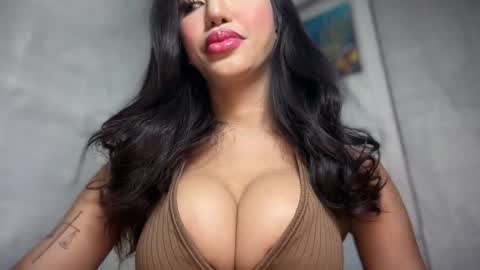 Snapshot of anawalters chatting on 03-12-26, 05:41 anawalters online show from 03-12-26, 05:41