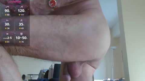 Snapshot of anax69 chatting on 11-09-25, 01:09 mario online show from 11-09-25, 01:09