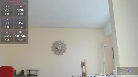 Snapshot of anax69 chatting on 11-12-25, 08:37 mario online show from 11-12-25, 08:37