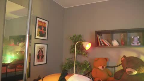 anaya_olyx online show from 10-11-25, 05:39