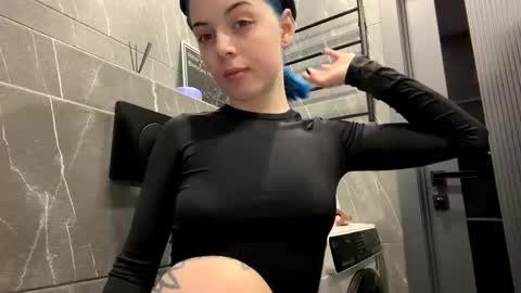 AnmiXHot online show from 04-13-26, 11:48