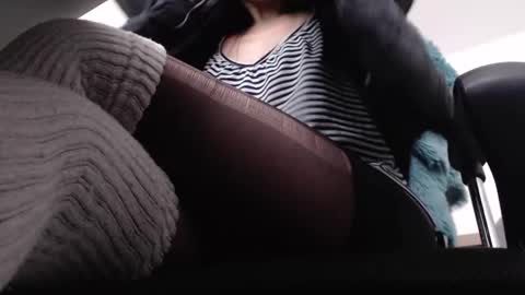 Snapshot of anddrea_ chatting on 02-25-25, 11:41   online show from 02-25-25, 11:41