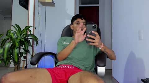 Ander Arias online show from 01-25-25, 12:38