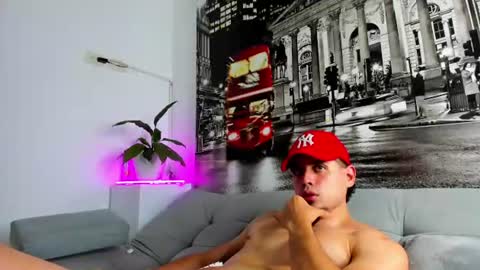 Snapshot of ander_perez chatting on 06-10-26, 03:18 ANDER online show from 06-10-26, 03:18