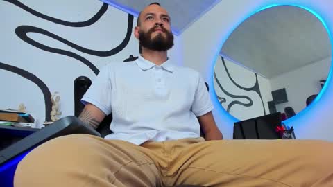 Andrs   -                   online show from 10-05-25, 12:09