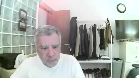 Snapshot of andipecas69 chatting on 09-22-25, 11:29 andipecas69 online show from 09-22-25, 11:29