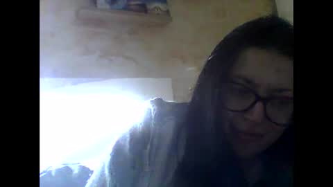 Snapshot of andjela9999 chatting on 03-06-26, 07:21 andjela9999 online show from 03-06-26, 07:21