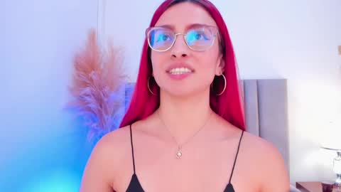 Snapshot of andracyruss chatting on 01-08-25, 05:37 Andra Cyrus online show from 01-08-25, 05:37