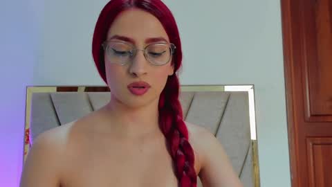 Snapshot of andracyruss chatting on 01-11-25, 12:07 Andra Cyrus online show from 01-11-25, 12:07