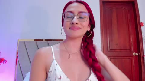 Snapshot of andracyruss chatting on 01-11-25, 03:09 Andra Cyrus online show from 01-11-25, 03:09