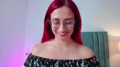 Snapshot of andracyruss chatting on 01-22-25, 05:38 Andra Cyrus online show from 01-22-25, 05:38