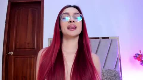 Snapshot of andracyruss chatting on 09-12-25, 11:43 Andra Cyrus online show from 09-12-25, 11:43