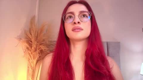 Snapshot of andracyruss chatting on 09-22-25, 11:34 Andra Cyrus online show from 09-22-25, 11:34