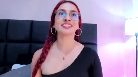 Snapshot of andracyruss chatting on 10-10-25, 11:48 Andra Cyrus online show from 10-10-25, 11:48