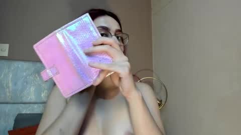 Snapshot of andracyruss chatting on 12-05-25, 11:41 Andra Cyrus online show from 12-05-25, 11:41