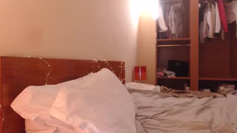 Andra online show from 12-08-24, 04:57