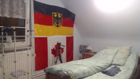 Snapshot of andre124231 chatting on 12-09-24, 05:52 Andre online show from 12-09-24, 05:52