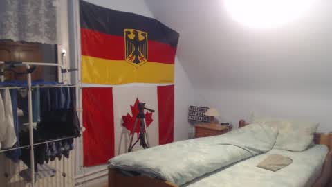 Snapshot of andre124231 chatting on 01-03-25, 04:06 Andre online show from 01-03-25, 04:06